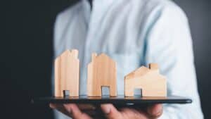 Shelter backs Angela Rayner on housing reforms