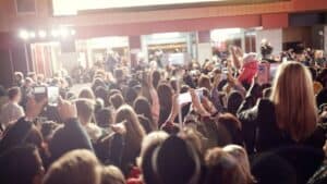 Controversial politician to speak at expanded agents’ conference